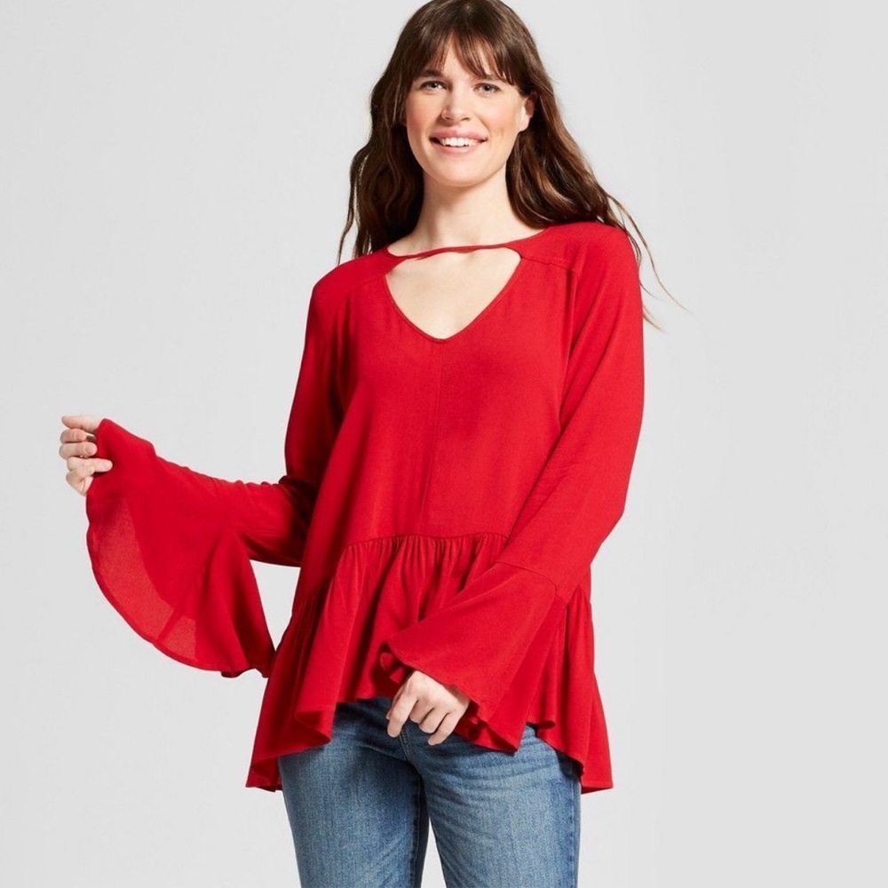 Mossimo Flowy Hi-Low Keyhole Blouse